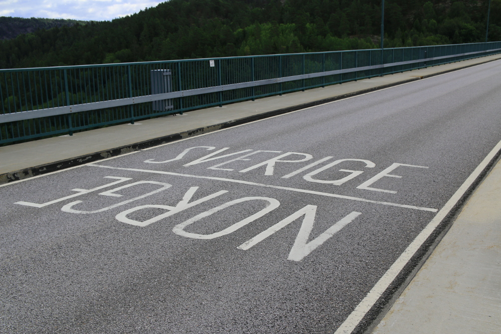 Der Grenzübergang zwischen Norwegen und Schweden auf der alten Svinesundbrücke.